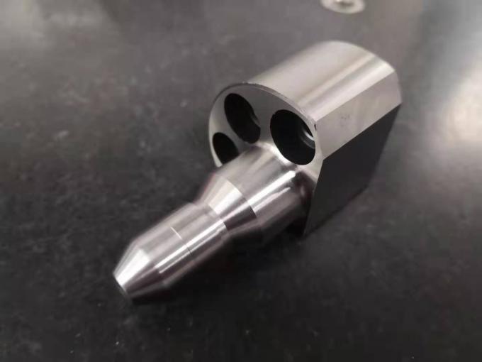 Heat Treatment HRC60 Ra0.6 Concentricity 0.005mm Precision Machined Parts 2